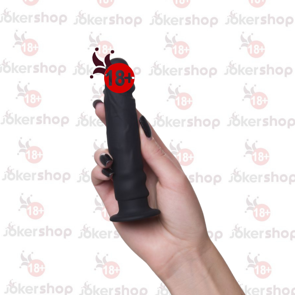 14 cm uzunluğunda 3 cm kalınlığında siyah dildo